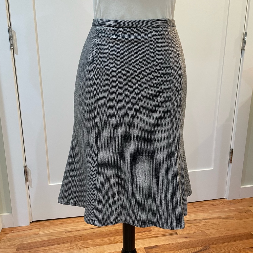 Elegant Gray Women's Skirt